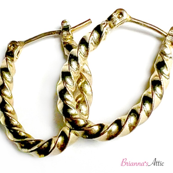 Gold Tone Long Square Crystal Necklace with Artistic Earrings - Picture 13 of 14